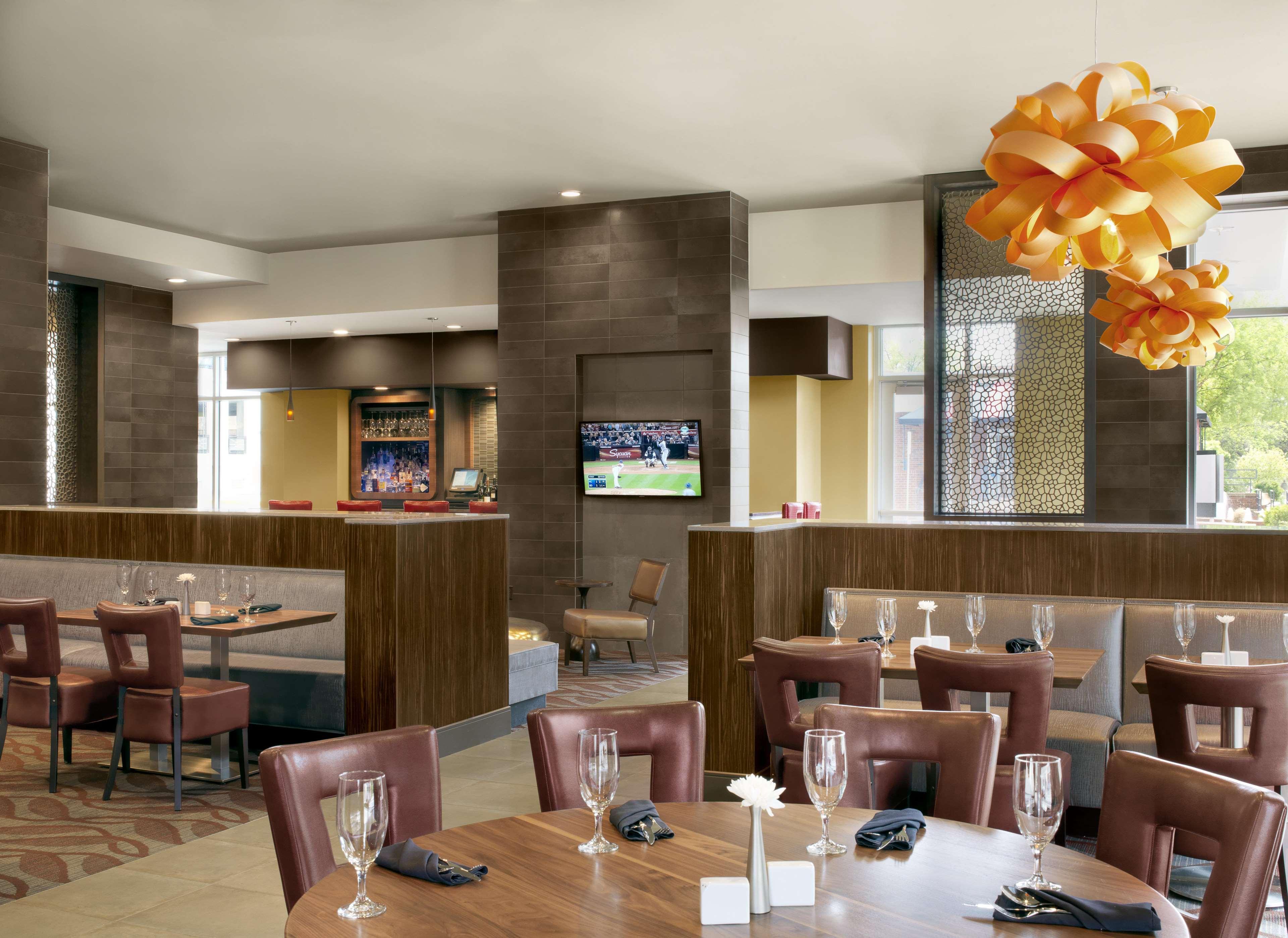 The Broadway Columbia - A Doubletree By Hilton Hotel מראה חיצוני תמונה